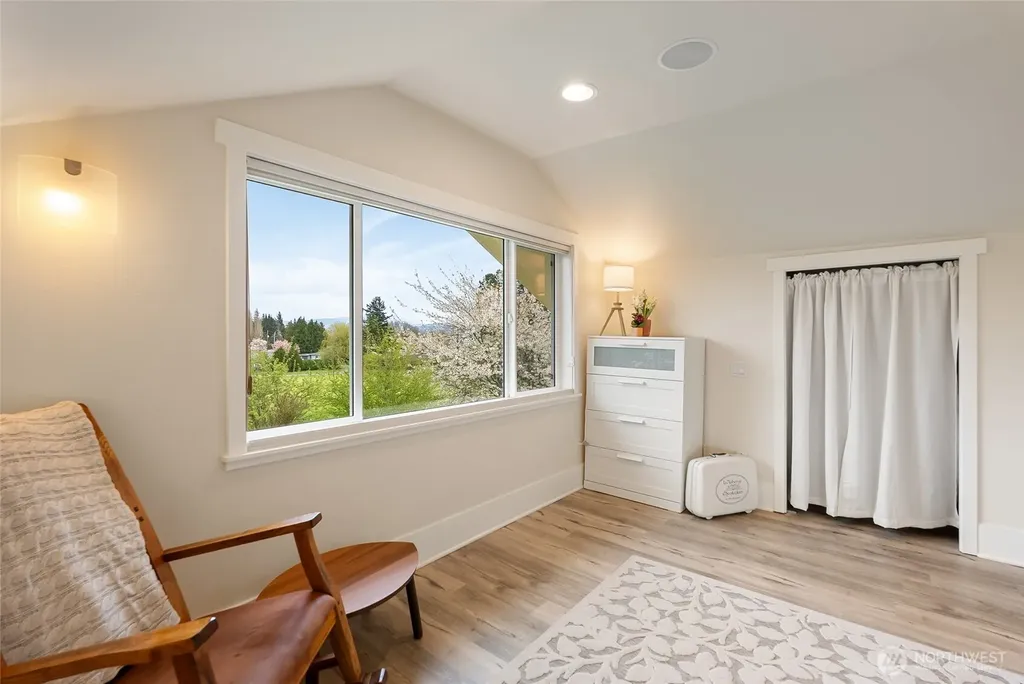 3910 Cliffside Drive Bellingham WA 98225
