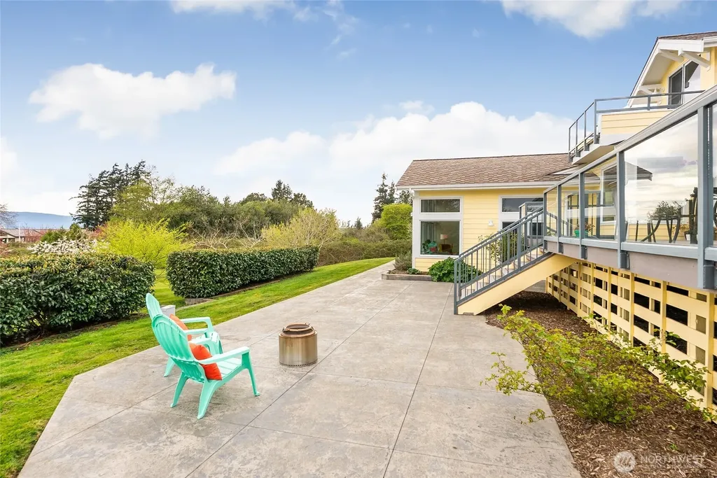 3910 Cliffside Drive Bellingham WA 98225