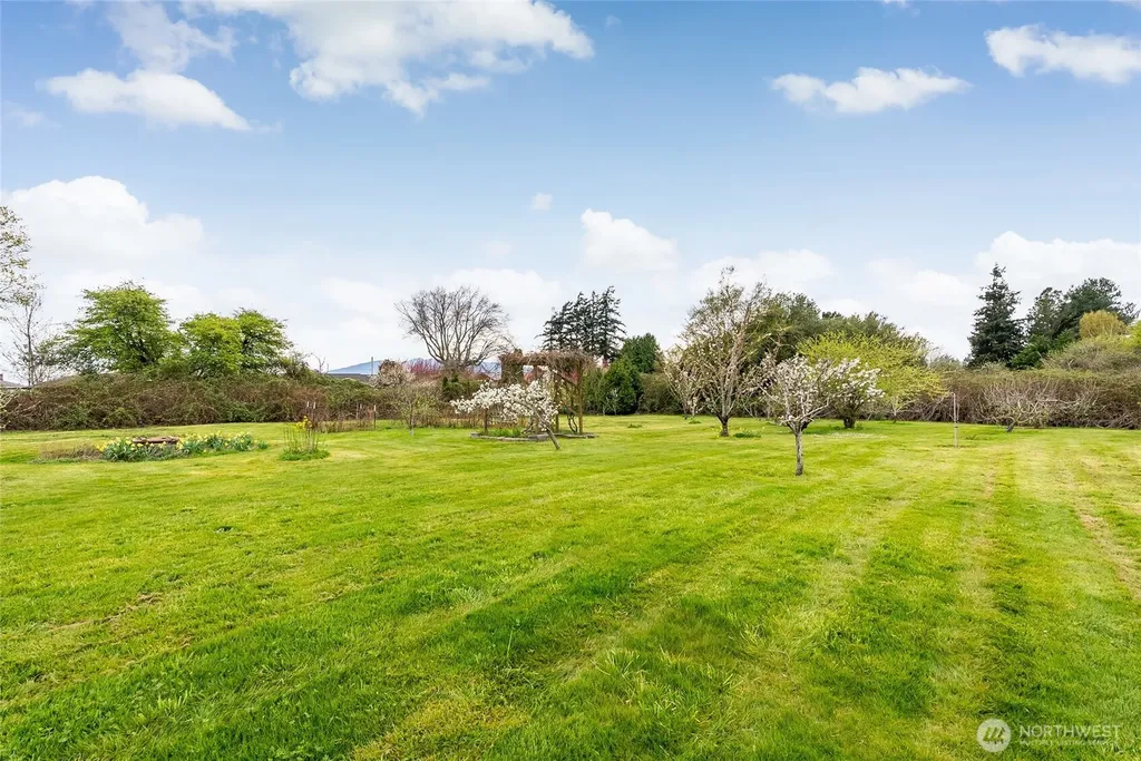 3910 Cliffside Drive Bellingham WA 98225