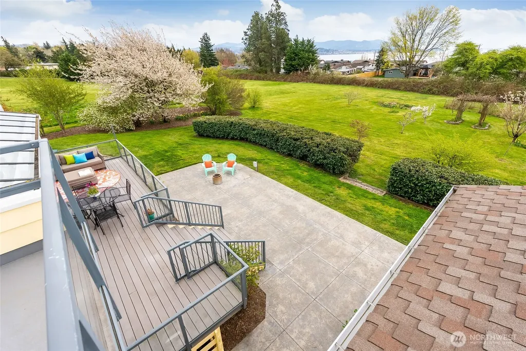 3910 Cliffside Drive Bellingham WA 98225