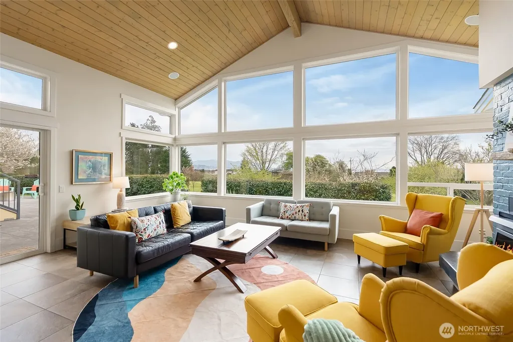 3910 Cliffside Drive Bellingham WA 98225
