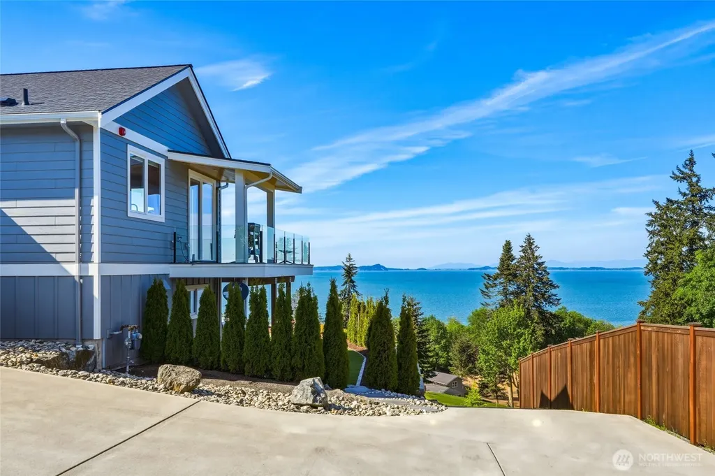 1018 Clear Morning Lane Camano Island WA 98282