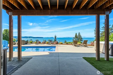 1018 Clear Morning Lane Camano Island WA 98282