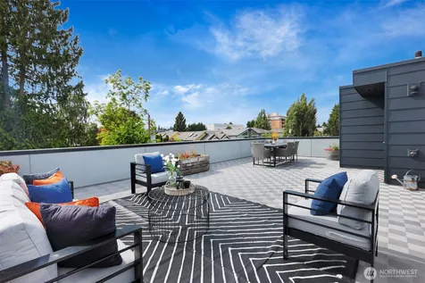 9230 Interlake Avenue N Seattle WA 98103