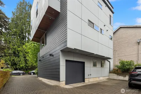 9230 Interlake Avenue N Seattle WA 98103