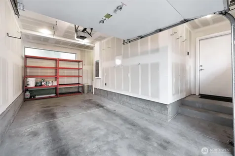 9230 Interlake Avenue N Seattle WA 98103