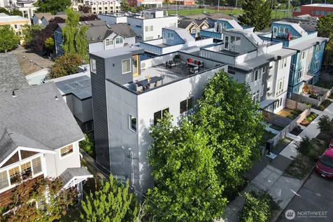 9230 Interlake Avenue N Seattle WA 98103