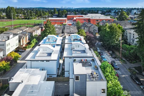 9230 Interlake Avenue N Seattle WA 98103