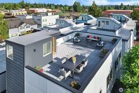 9230 Interlake Avenue N Seattle WA 98103
