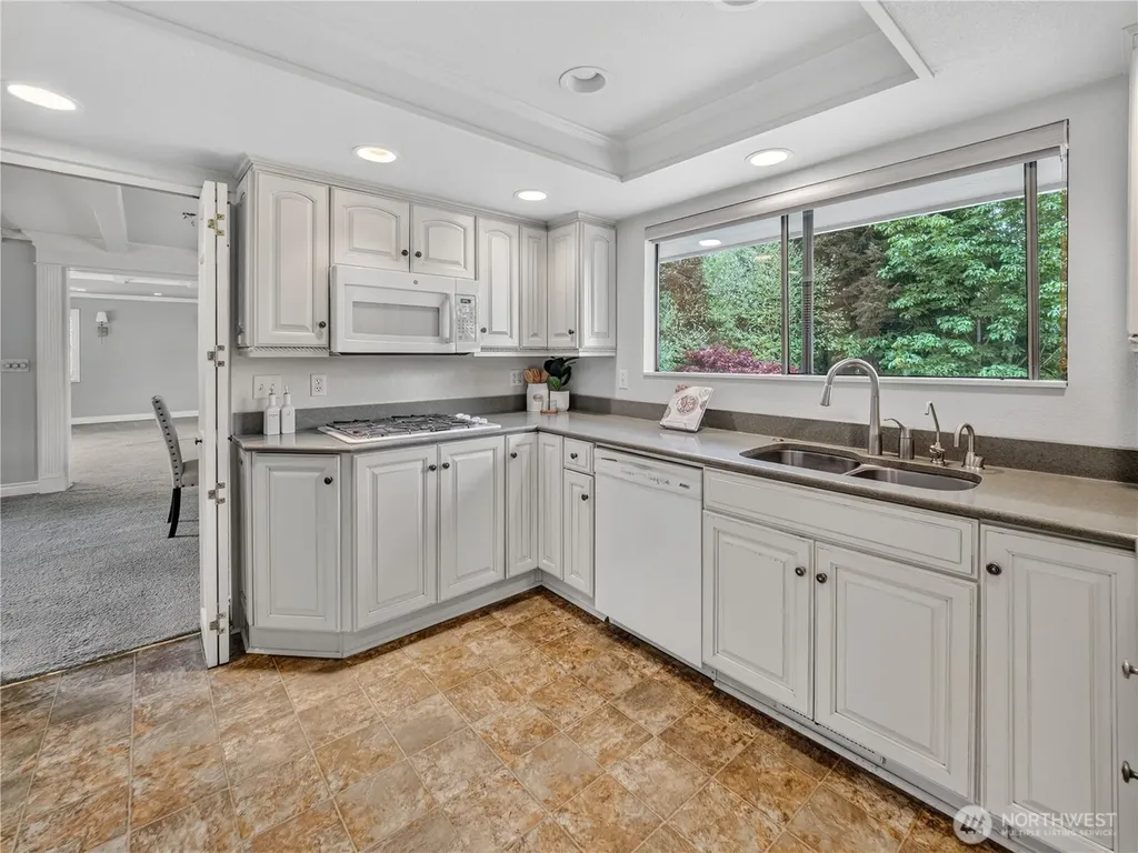 43810 244th Avenue SE Enumclaw WA 98022