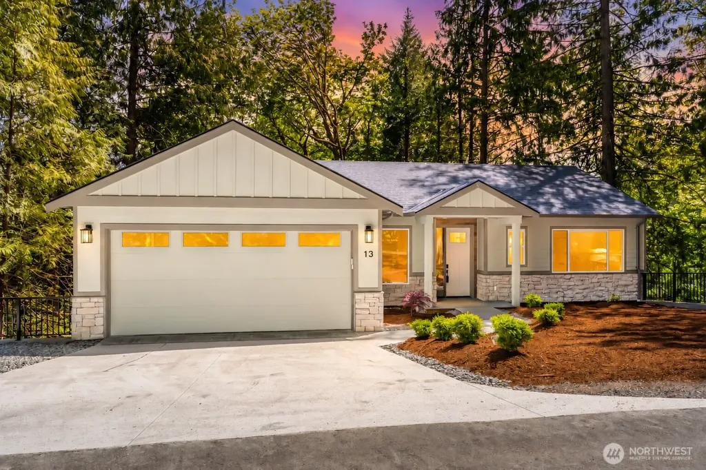 13 Deer Run Bellingham WA 98229