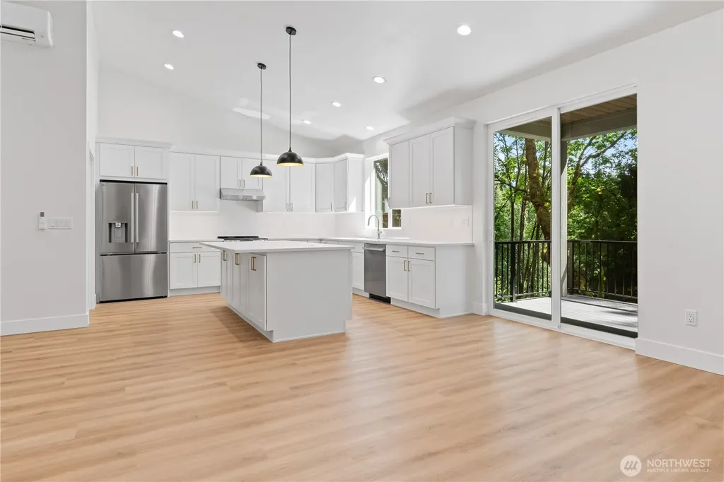 13 Deer Run Bellingham WA 98229
