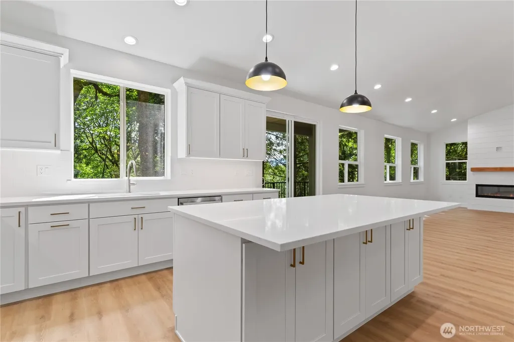 13 Deer Run Bellingham WA 98229
