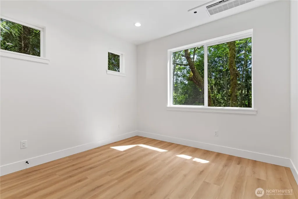 13 Deer Run Bellingham WA 98229