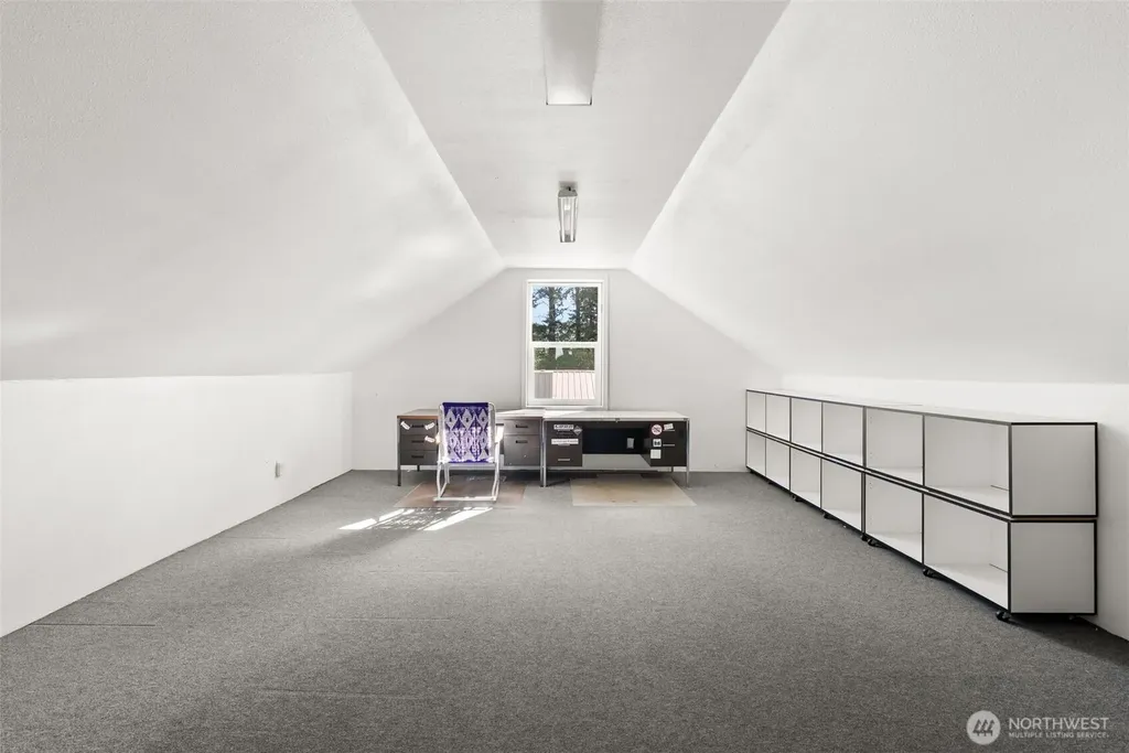 14 Sunset Road South Bend WA 98586