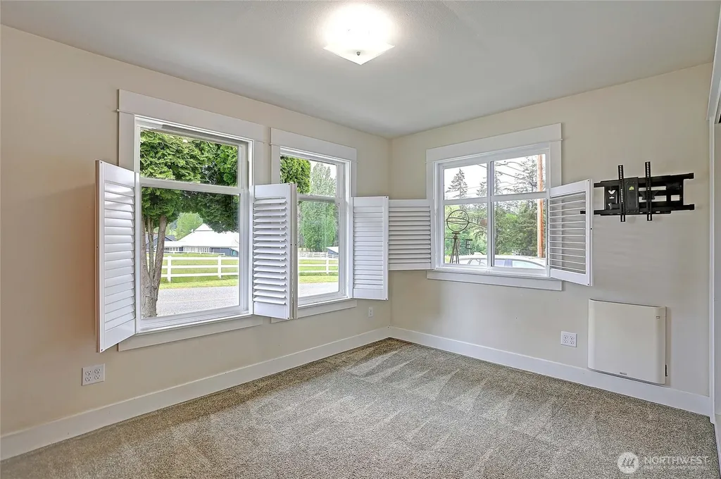 620 Moe Road Camano Island WA 98282
