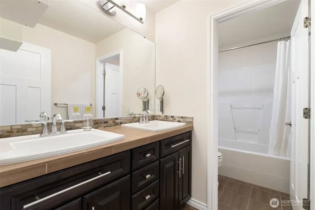 21435 SE 2nd Street Sammamish WA 98074