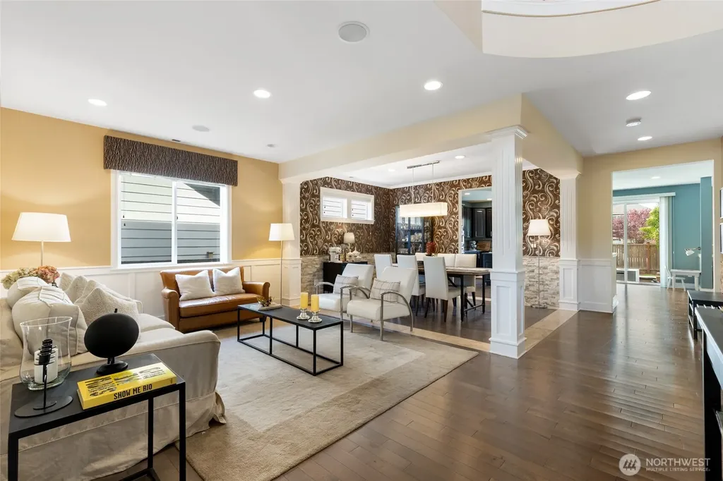 21435 SE 2nd Street Sammamish WA 98074