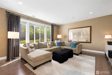 21435 SE 2nd Street Sammamish WA 98074