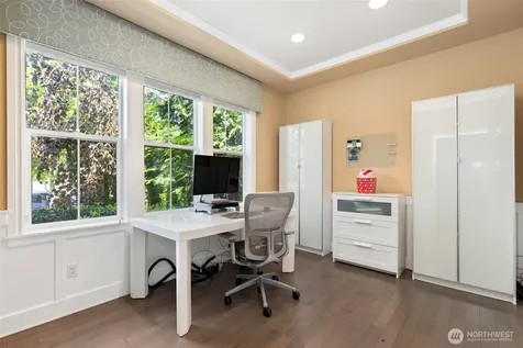 21435 SE 2nd Street Sammamish WA 98074