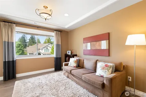 21435 SE 2nd Street Sammamish WA 98074