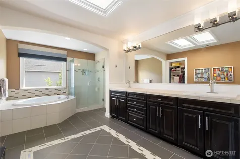 21435 SE 2nd Street Sammamish WA 98074