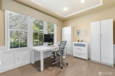 21435 SE 2nd Street Sammamish WA 98074
