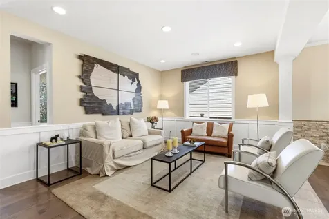 21435 SE 2nd Street Sammamish WA 98074