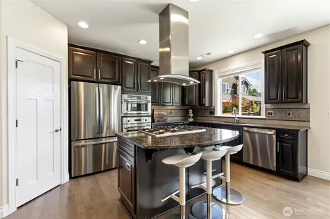 21435 SE 2nd Street Sammamish WA 98074