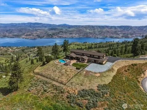 300 Hawks Ridge Road Chelan WA 98816