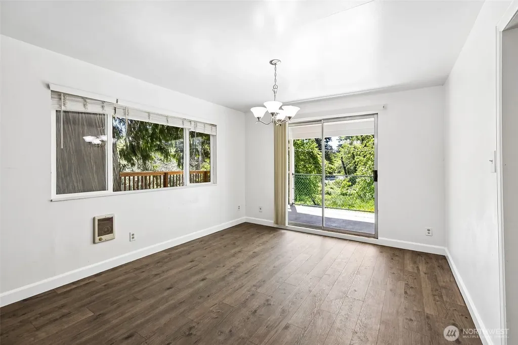 13710 Madrona Road SW Port Orchard WA 98367