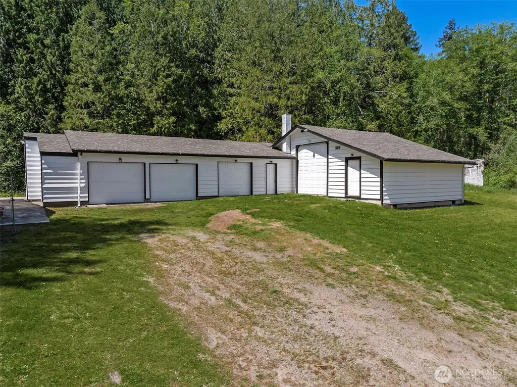 13710 Madrona Road SW Port Orchard WA 98367