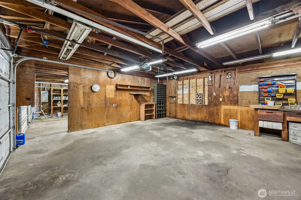 13710 Madrona Road SW Port Orchard WA 98367