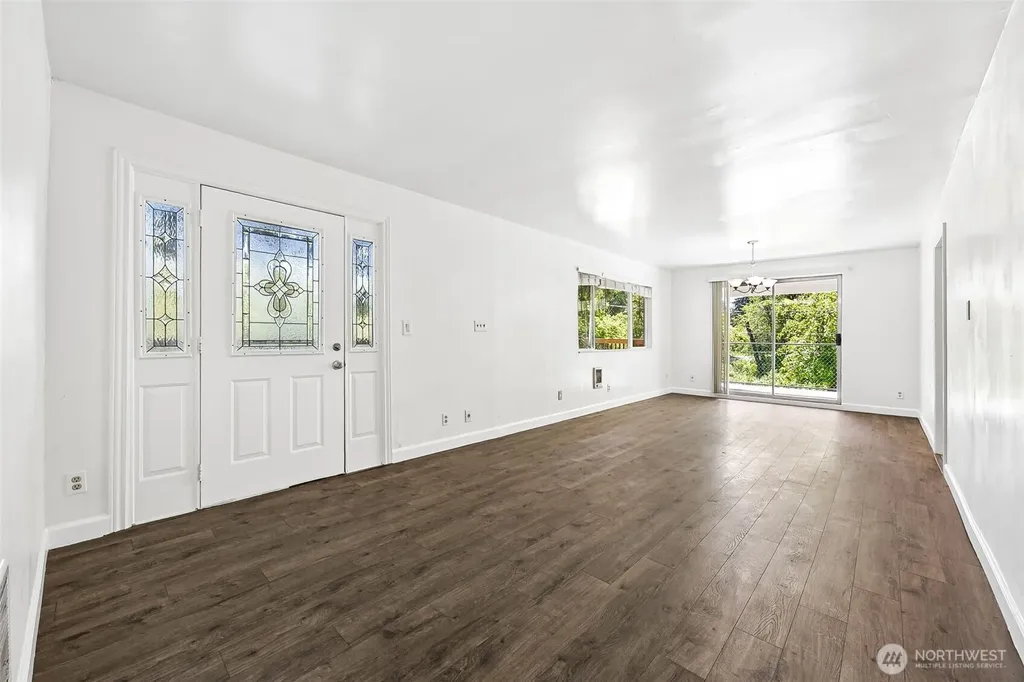 13710 Madrona Road SW Port Orchard WA 98367