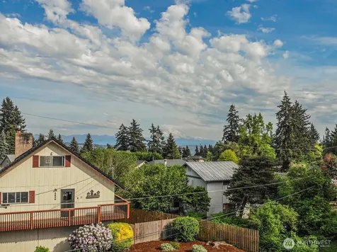 4625 124th Avenue Ct E Edgewood WA 98372