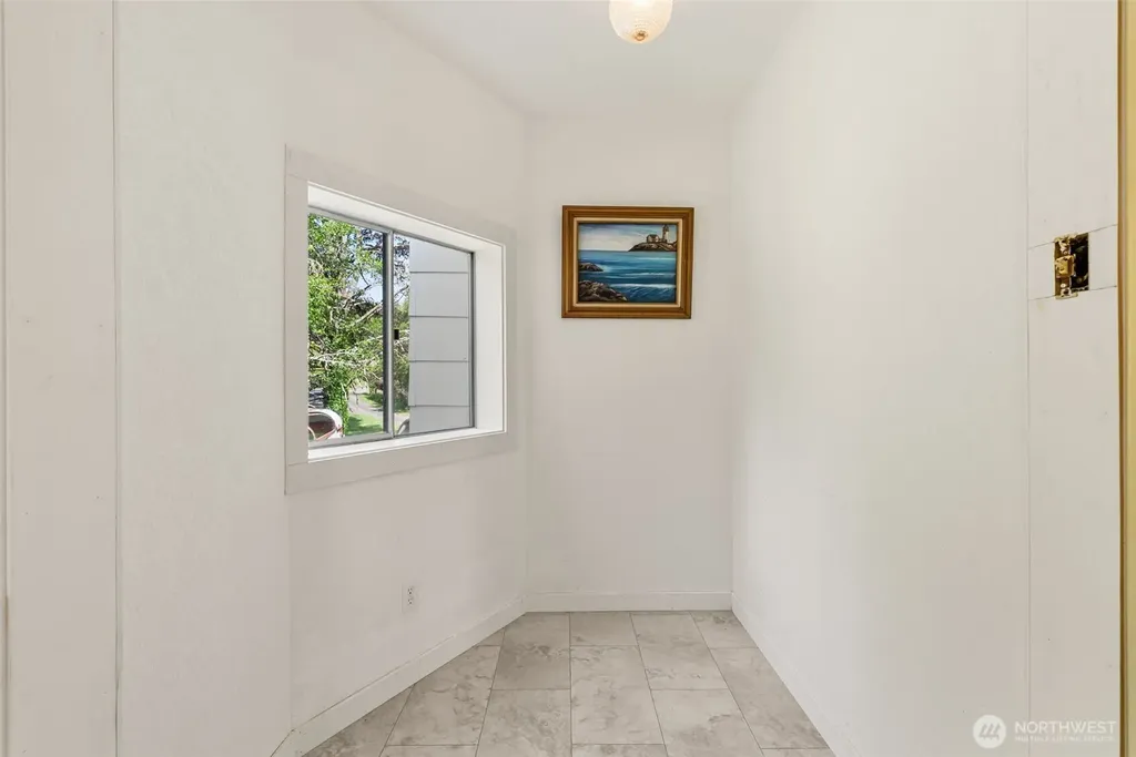 315 Pine Street South Bend WA 98586