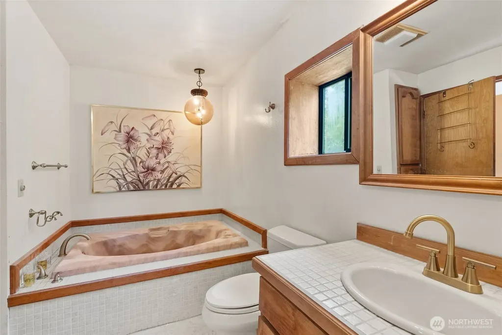 315 Pine Street South Bend WA 98586