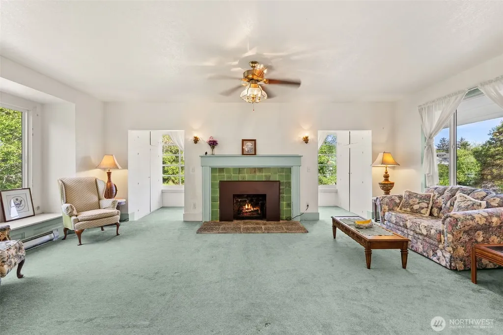 315 Pine Street South Bend WA 98586