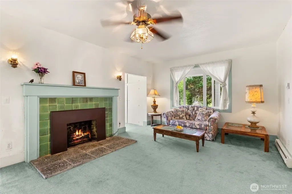 315 Pine Street South Bend WA 98586