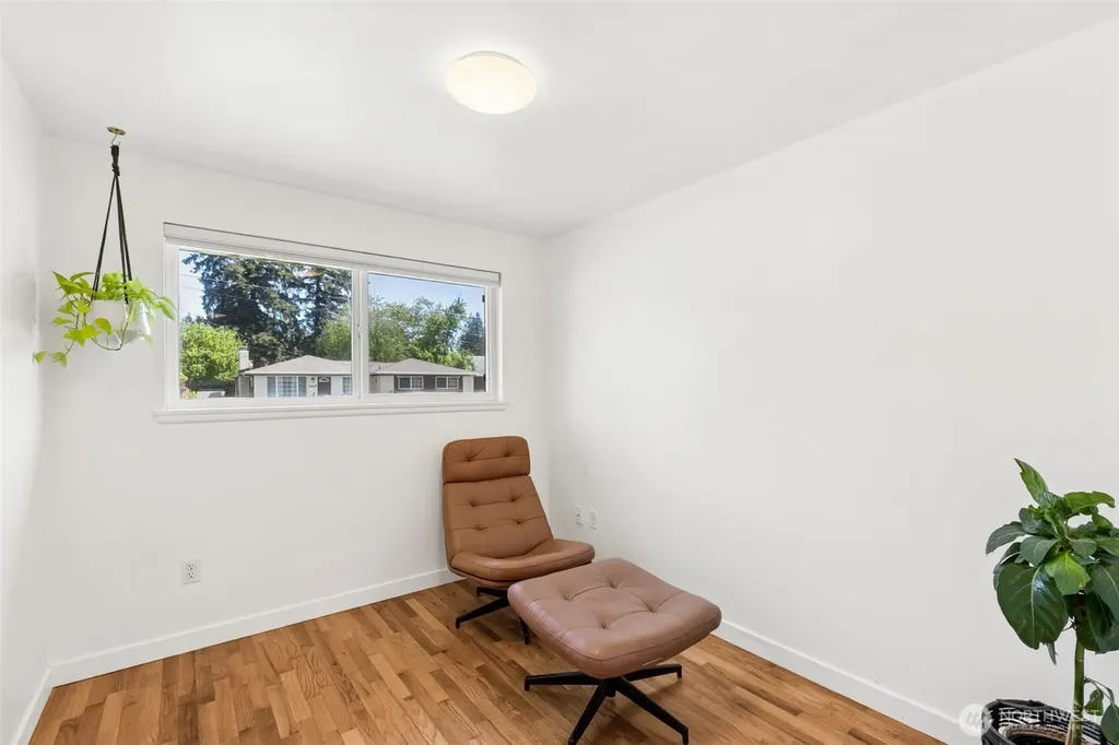 17035 128th Avenue SE Renton WA 98058