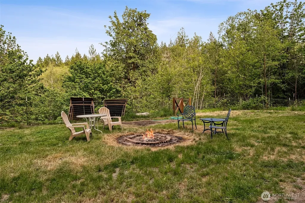 17122 61st Street NW Vaughn WA 98394