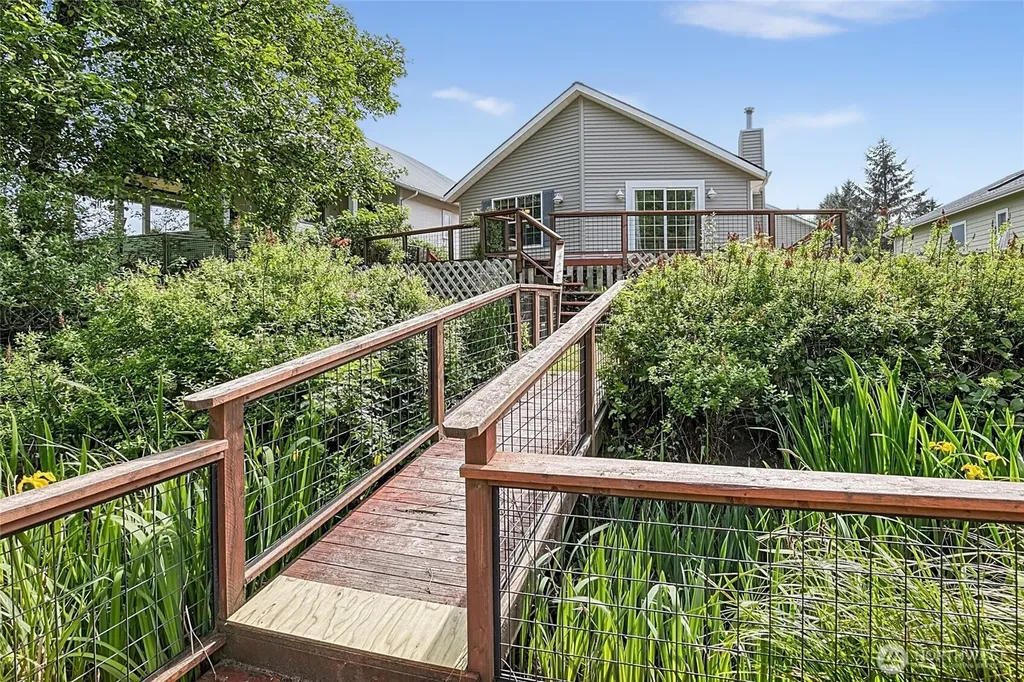 792 Island Circle SE Ocean Shores WA 98569