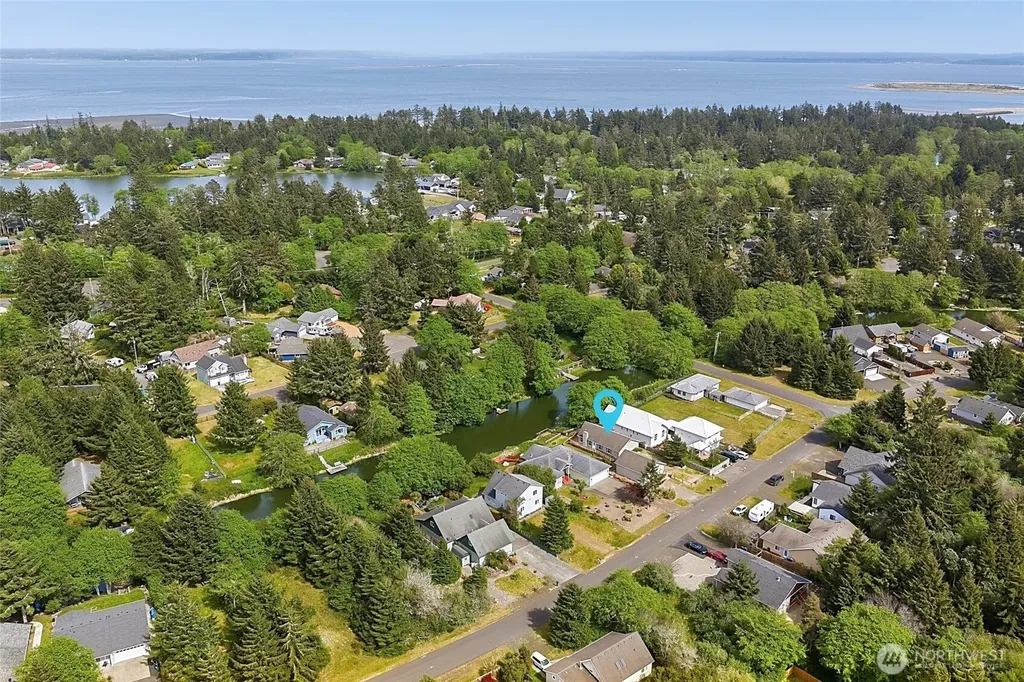 792 Island Circle SE Ocean Shores WA 98569