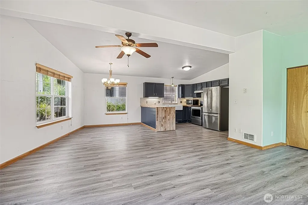 792 Island Circle SE Ocean Shores WA 98569