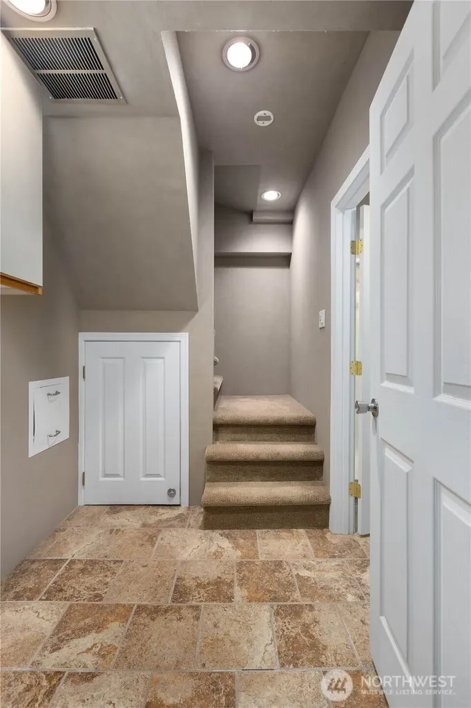 2944 Dogwood Terrace Lummi Island WA 98262