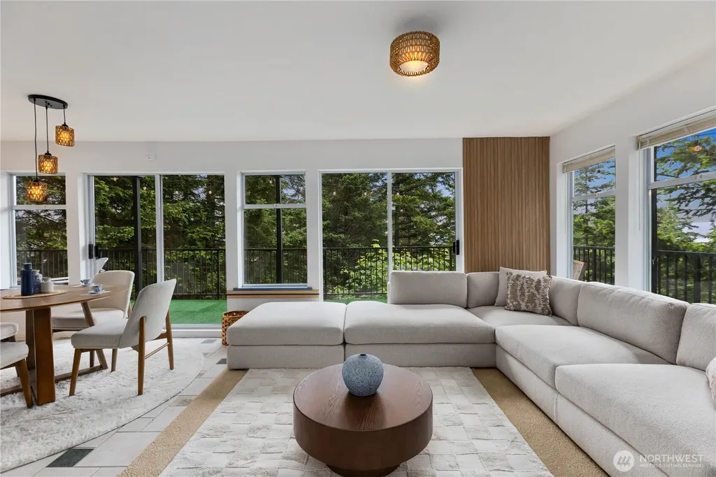 2944 Dogwood Terrace Lummi Island WA 98262