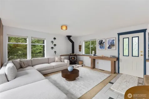 2944 Dogwood Terrace Lummi Island WA 98262