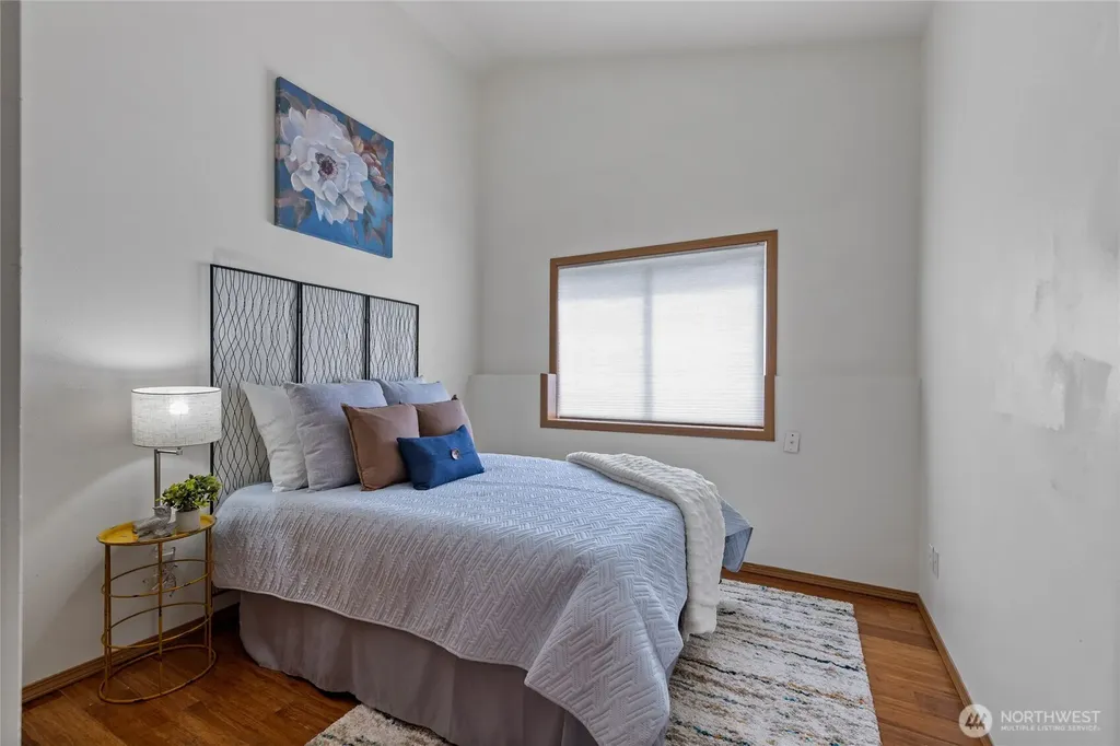 1069 5th Steilacoom WA 98388