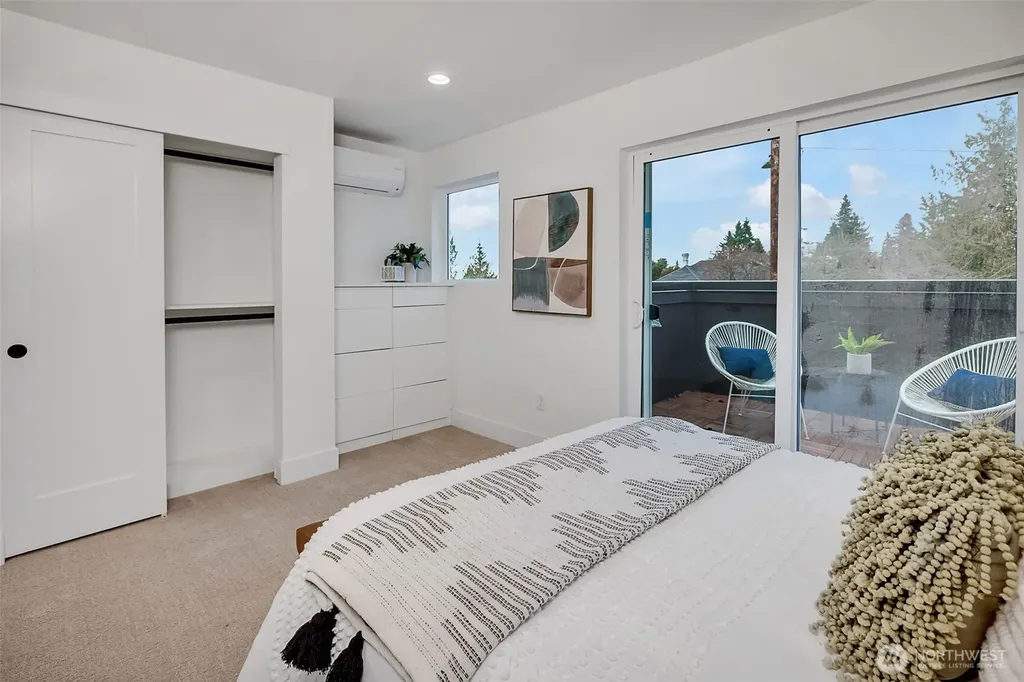 6400 Fauntleroy Way SW Seattle WA 98136