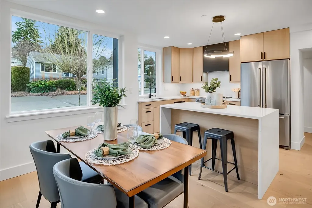 6400 Fauntleroy Way SW Seattle WA 98136